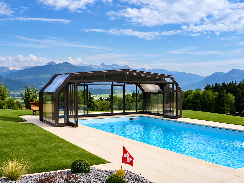 Abri de piscine haut, face au lac et aux montagnes